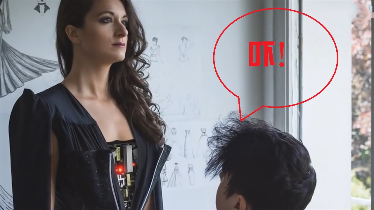 日本女性机器人大受欢迎剥开美丽的外衣里面的构造很冰冷