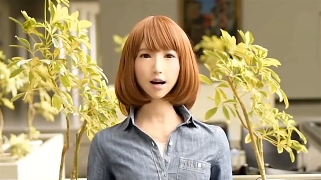 日本女性机器人大受欢迎剥开美丽的外衣里面的构造很冰冷