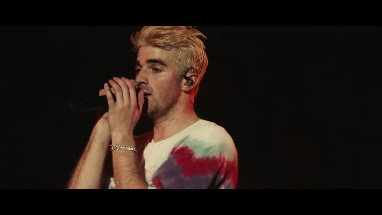 烟鬼the chainsmokers在world war joy巡演表演的《closer》官方视频