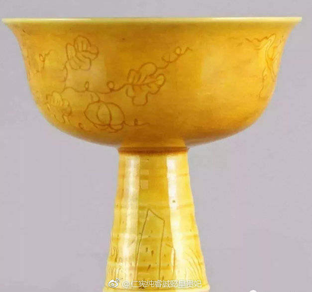弘治黄釉瓷器