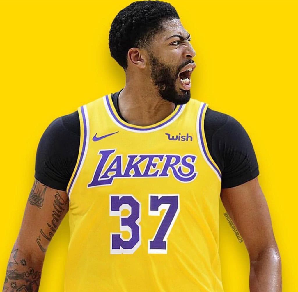 首谈戴维斯詹姆斯4个字表态湖人管理层压力大了