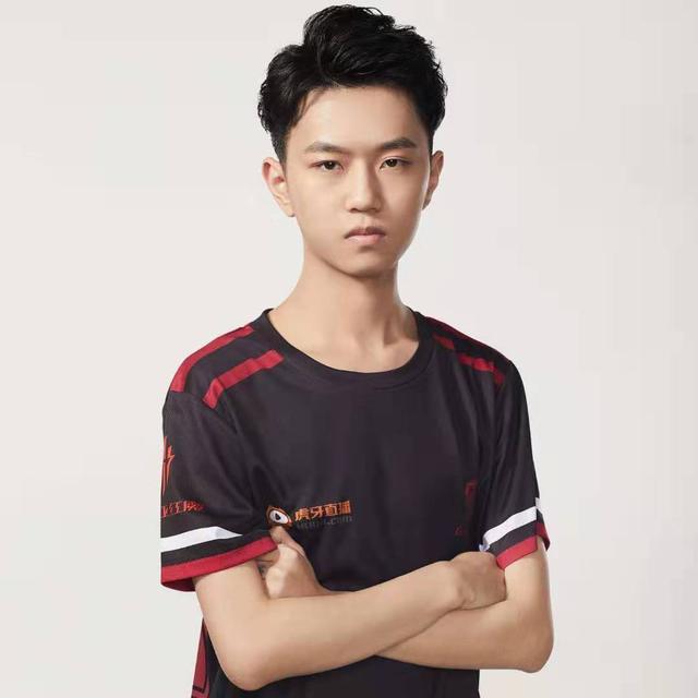 gk小狮如何卡点偷人,虎牙官方推荐讲解,网友:实用满分|虎牙|吃鸡_新浪