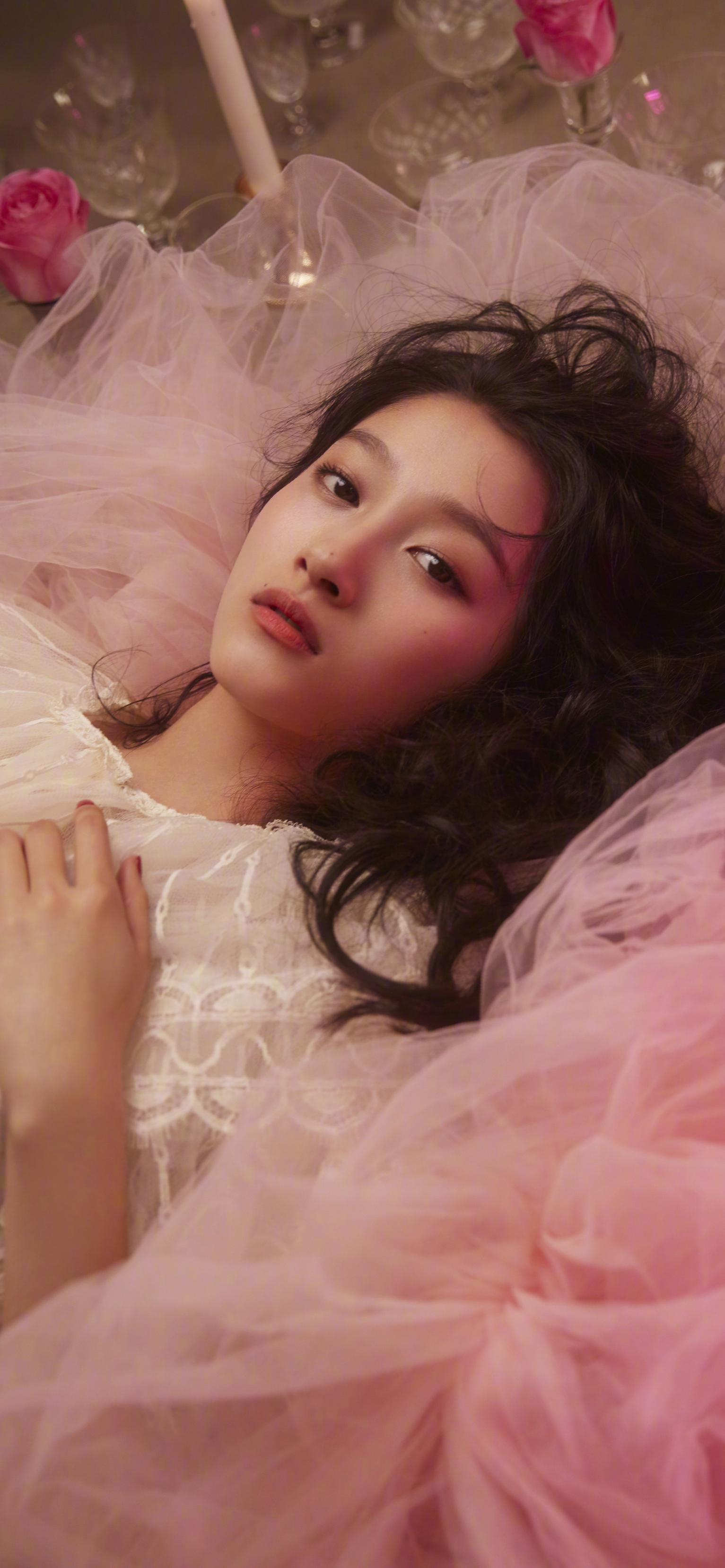 关晓彤 x ceci姐妹杂志 春日里的散发仙气的仙女