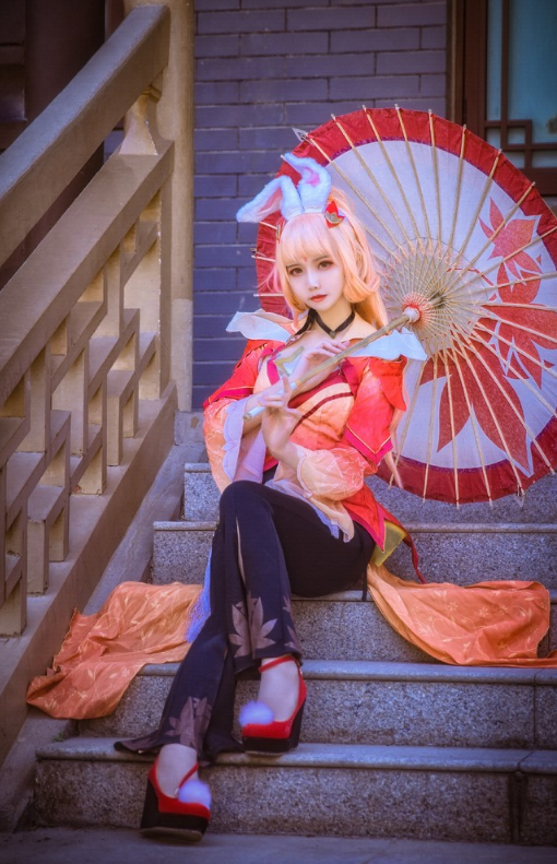 高中生cos公孙离,看到脚上的"攻速鞋",网友:比手办都精致