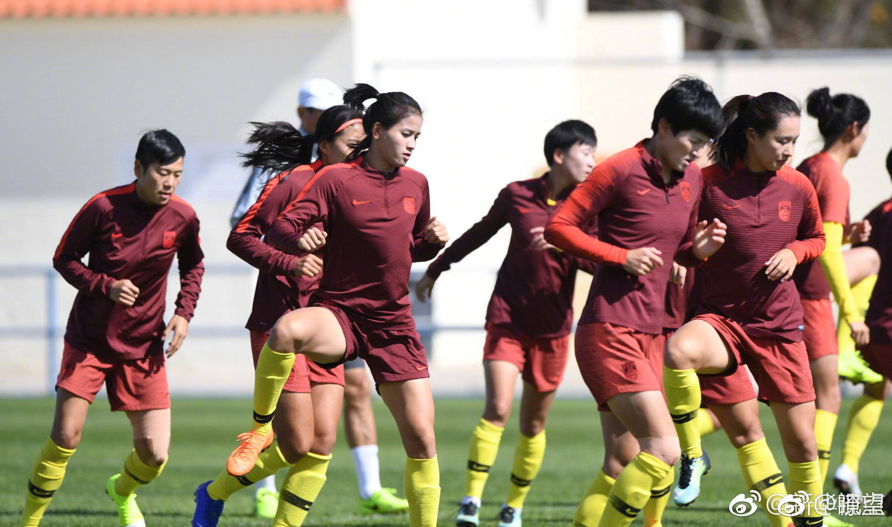 中国女足备战阿尔加夫杯