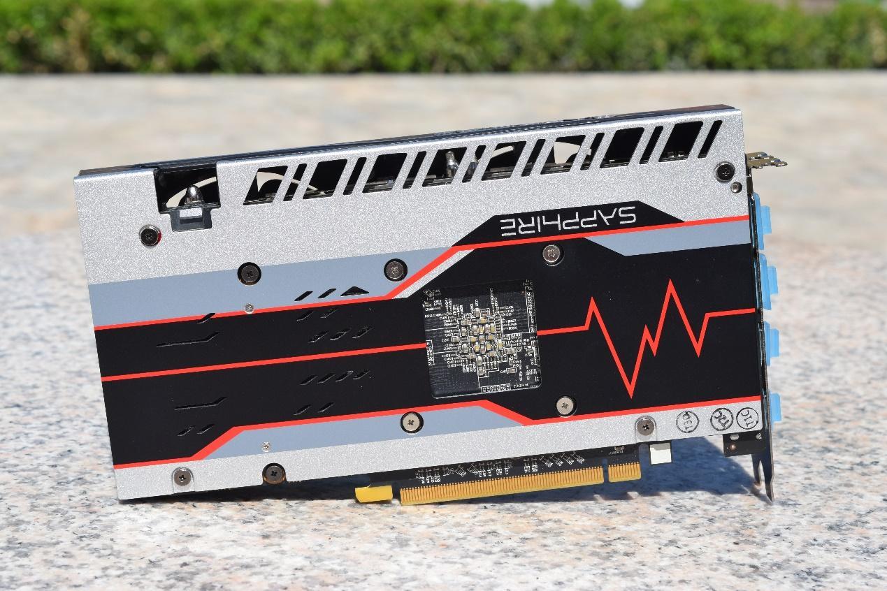 千元a卡战地铁离乡超频体质良好的蓝宝石rx560xt4g白金版