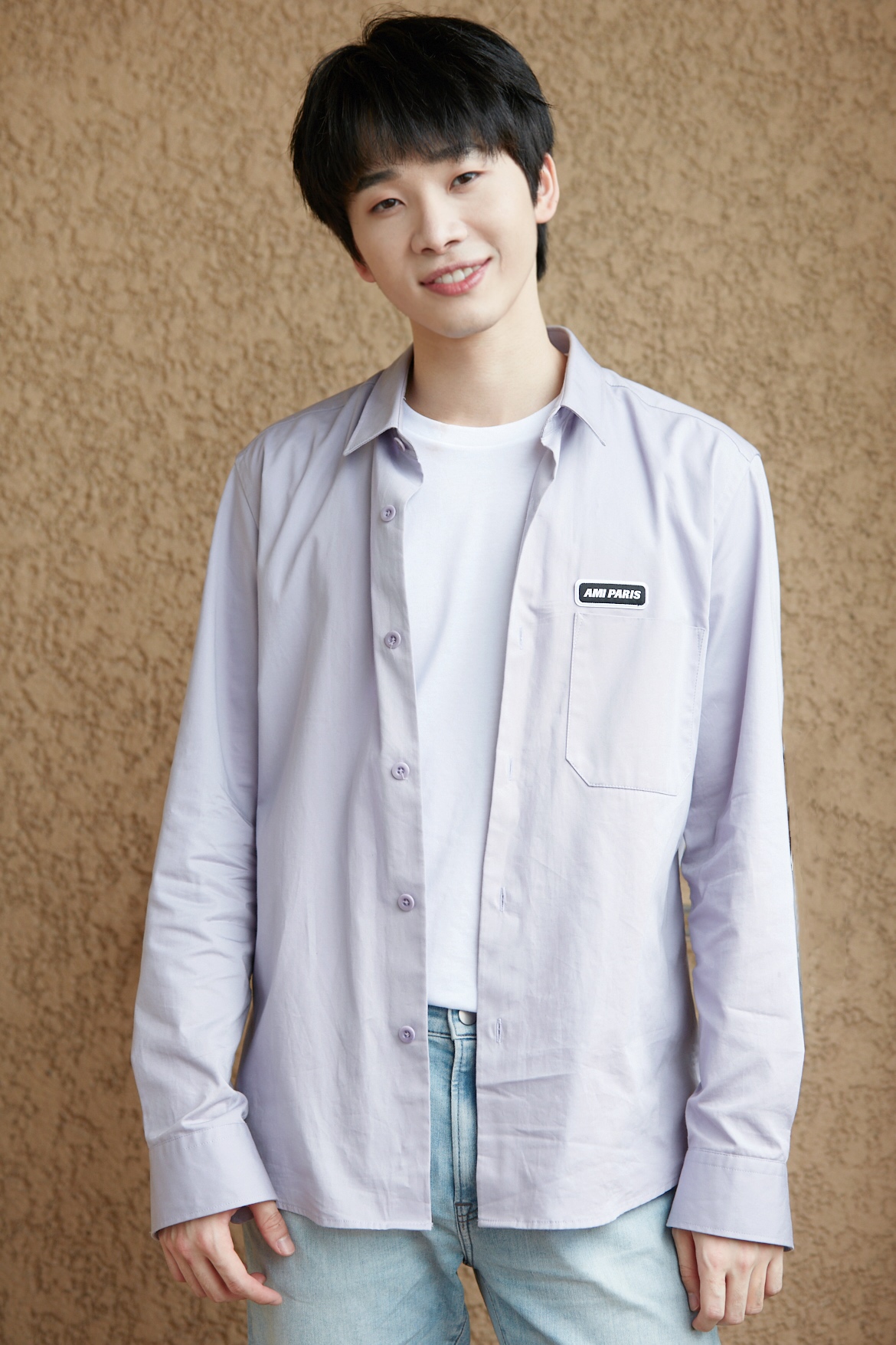 新的8月继续加油,期待明天个人首支单曲《vibrate》正式上线～@我是