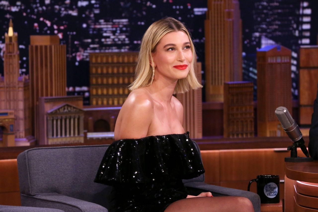 海莉·罗德·比伯( hailey rhode bieber)-吉米·法伦(jimmy fallon)