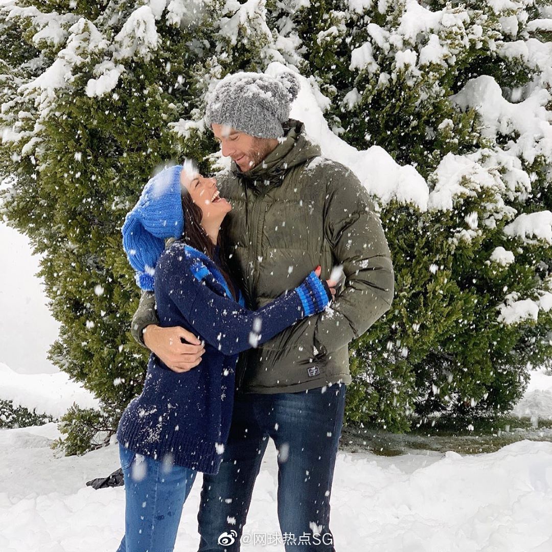 德尔波特罗也…公布了恋情,晒出了与女友的亲密合影!恭喜大师兄