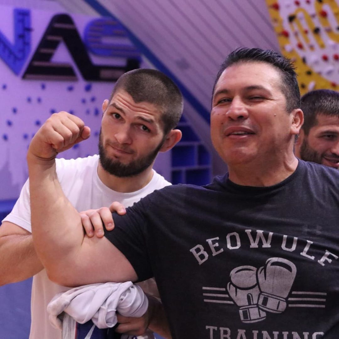 07哈比卜能取得如今成就,离不开aka战队总教头|哈比卜|总教头|门德