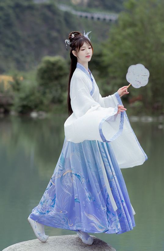 十二星座女变身古装水瓶轻薄狮子如画巨蟹拨动心弦