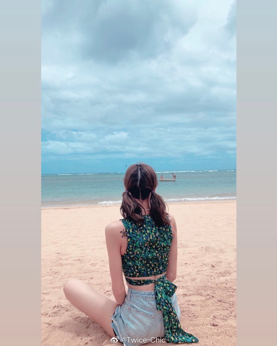 与jennie的纹身贴纸可爱的～ 67lisa | 夏威夷旅拍记忆,双马尾女孩