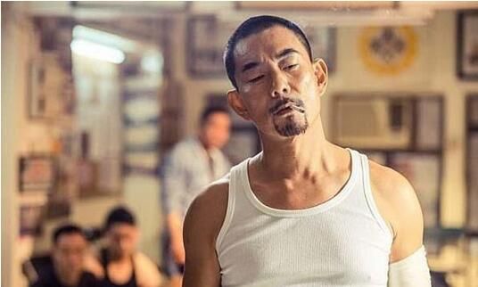 因钮承泽电影《跑马》停拍,任贤齐增肥到200斤该怎么减?