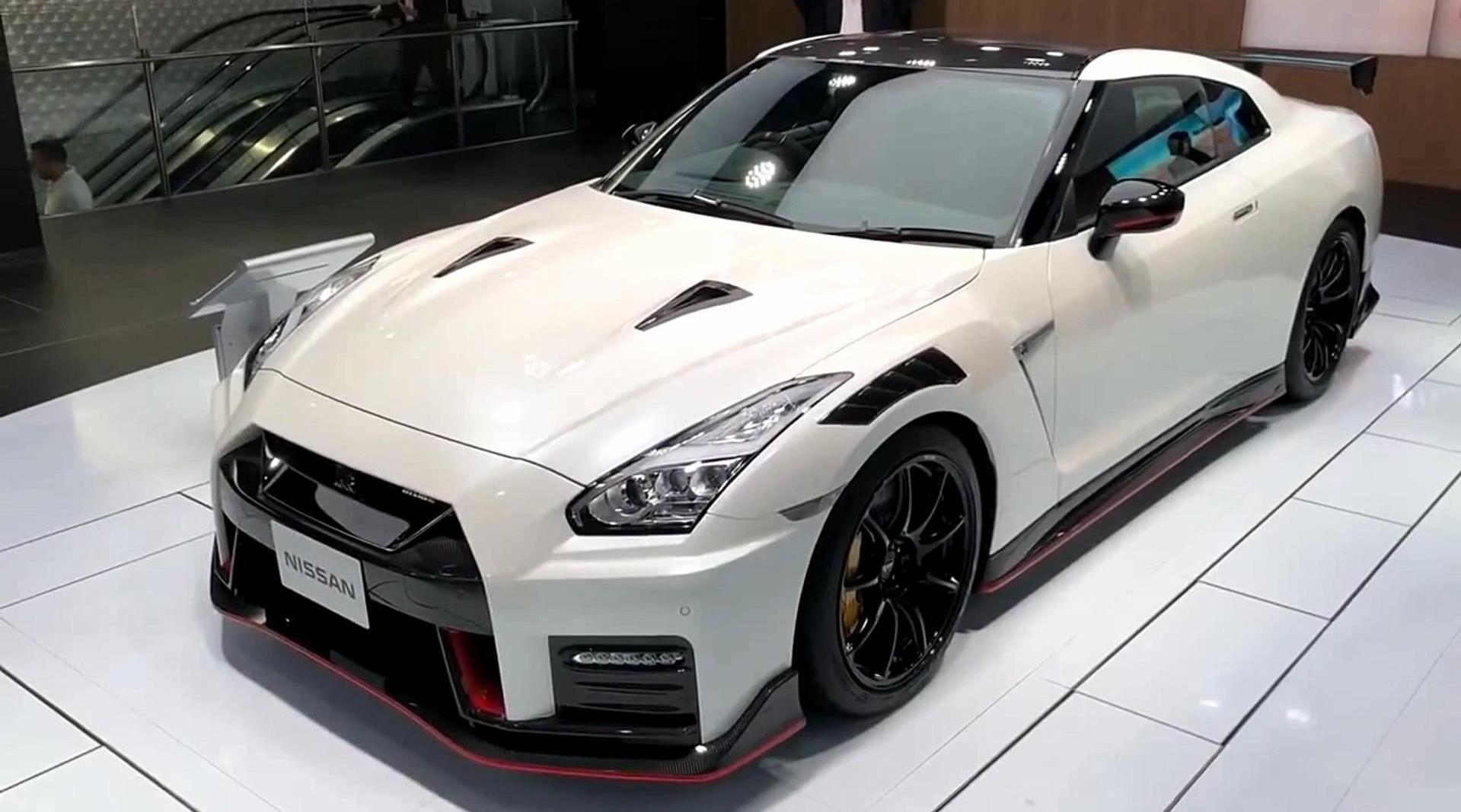 2020款日产gt-r nismo版本亮相,战神风采依旧