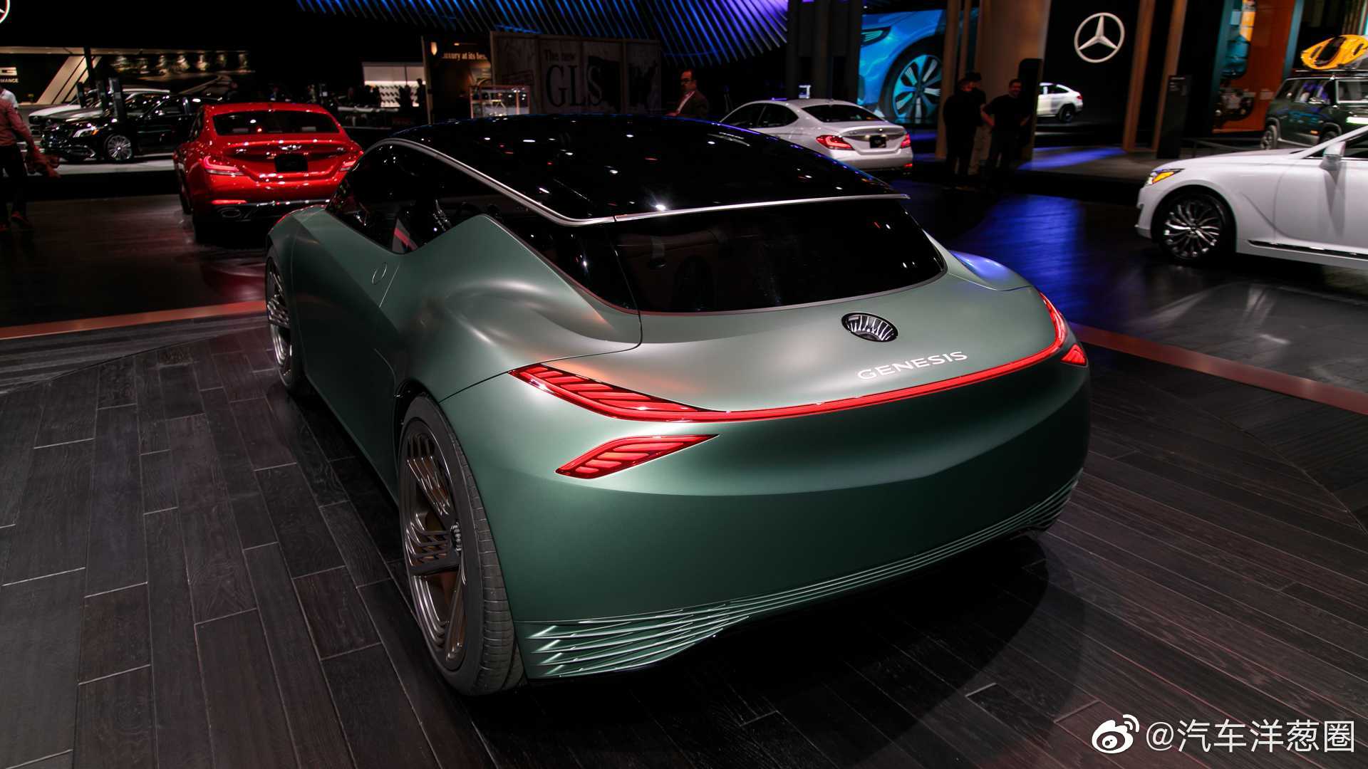 现代发布genesis mint concept电动概念车这个反向剪刀门有点意思啊