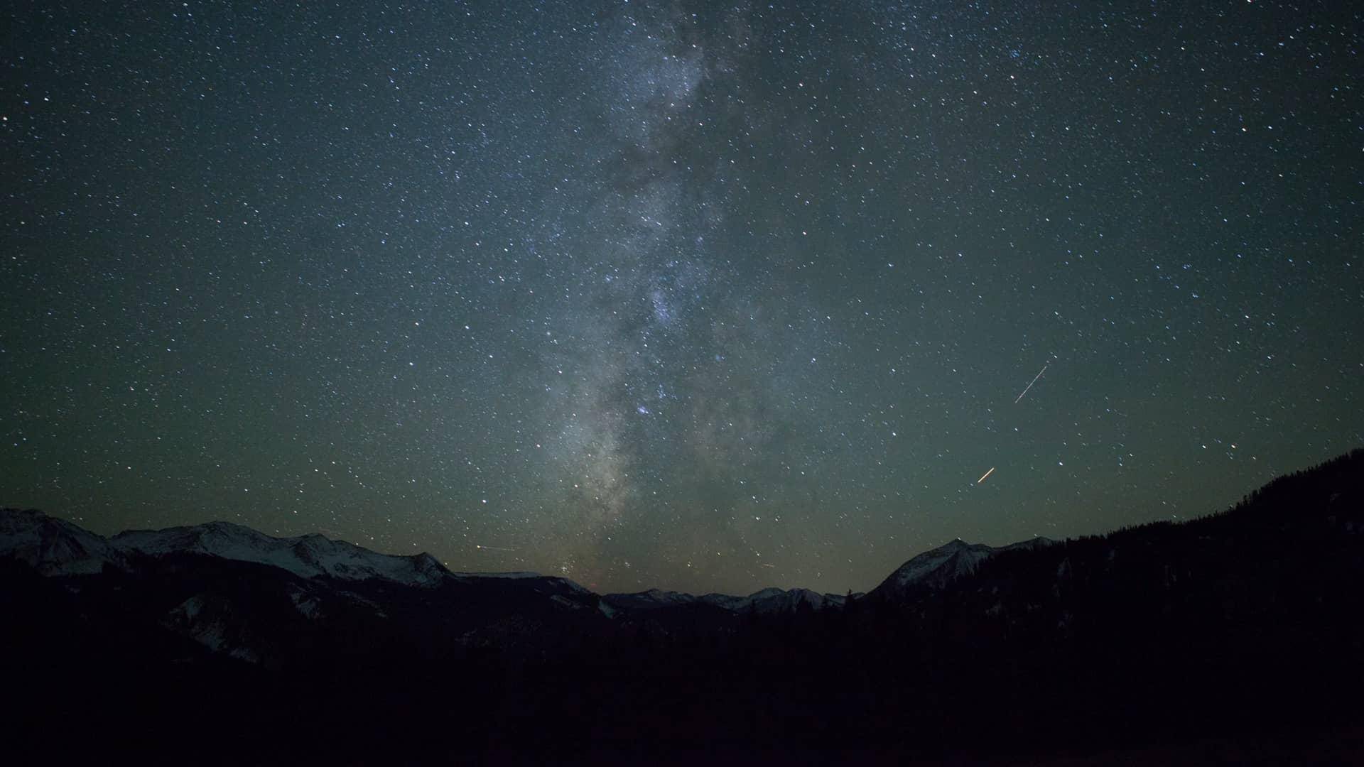 天空有多黑呢什么又是光污染你能在晚上看见银河系吗