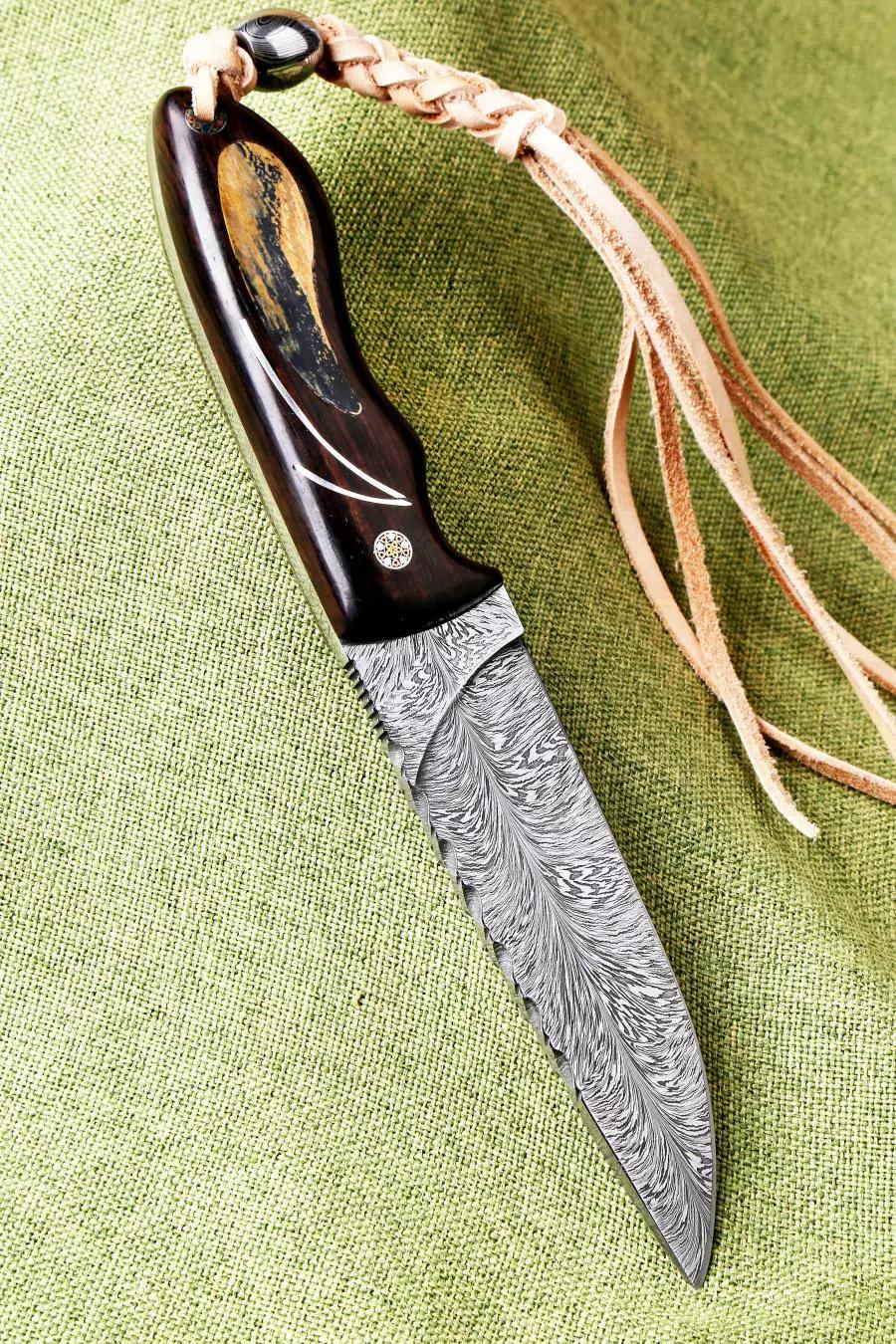 大马士革刀绚丽的花纹,曾经只是锻打的副产品