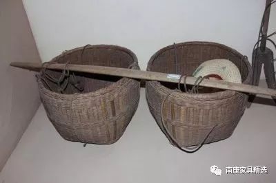 农村的老木匠们,用几句俗语,就把扁担的选材和制作讲清楚了