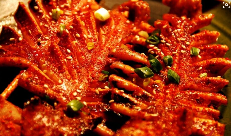 公认"最爆辣"的4种美食,图1吃完让你哭,图4吃过都是狠人