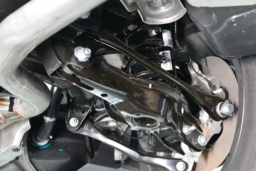 宝马新3系底盘解析