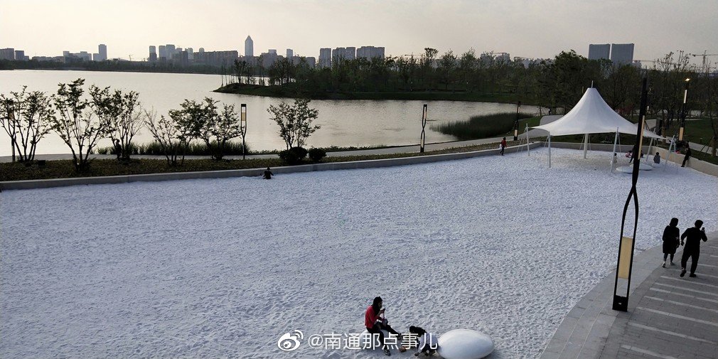 紫琅湖沙滩沙子卫生吗?管理部门回应:定期消毒清洗