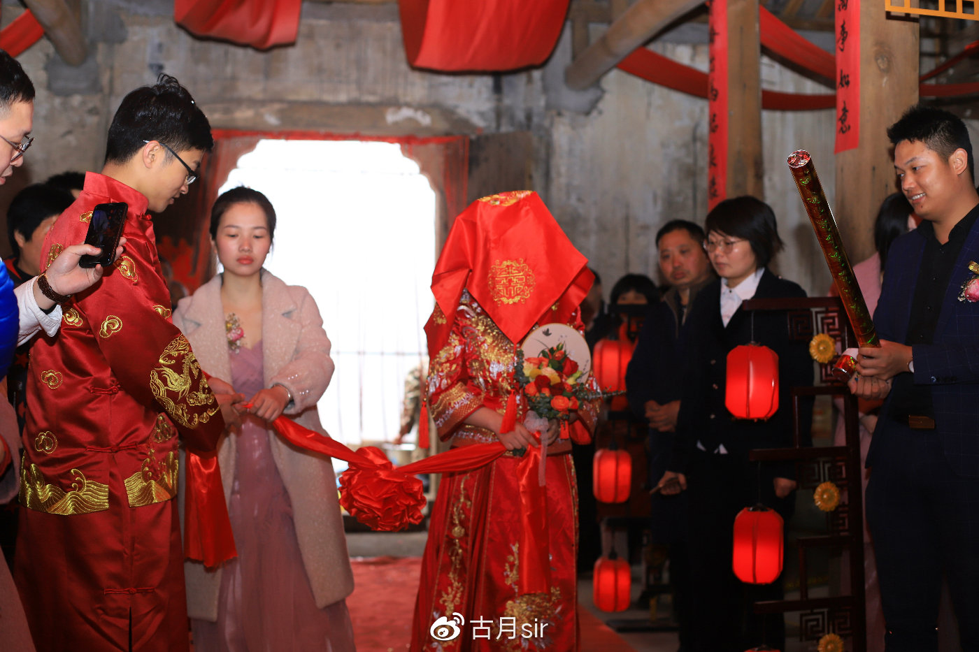 玉山官溪古村的这场中式婚礼轰动了整个村