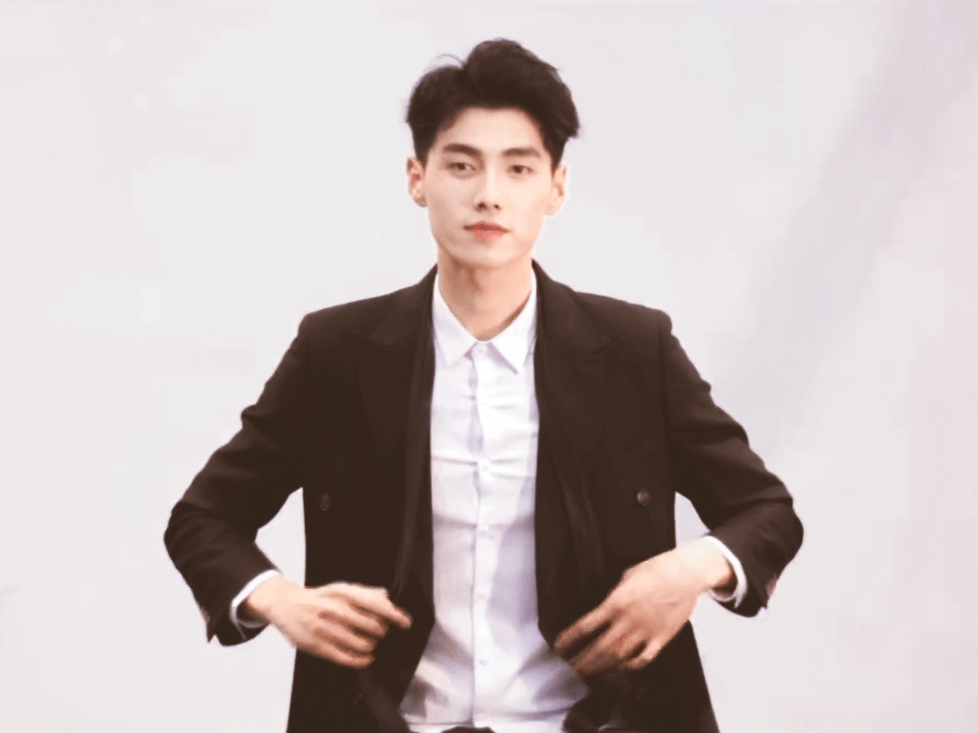 创业开经纪公司是要多大的人脉和资源啊