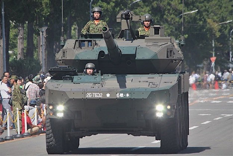 拆掉了炮塔和车体附加装甲的日本陆上自卫队16式机动战车英文缩写16