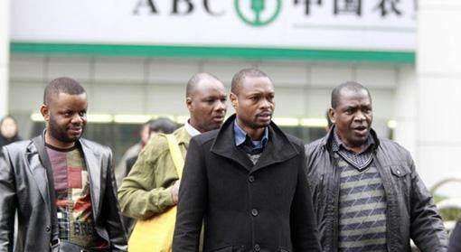 不走美,法老路,中国严厉打击"三非"黑人,网友:早该这样干了