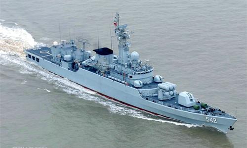 053h"铜陵号"护卫舰曾服役于中国东海舰队,它理论上也是中国自行设计