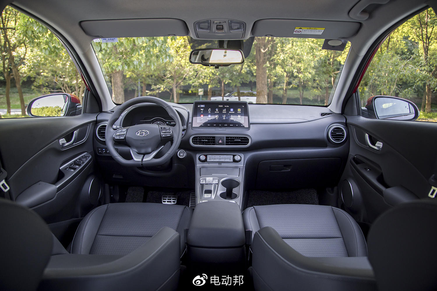 发力中国市场！首款合资续航过500km车型，昂希诺很能打吗？