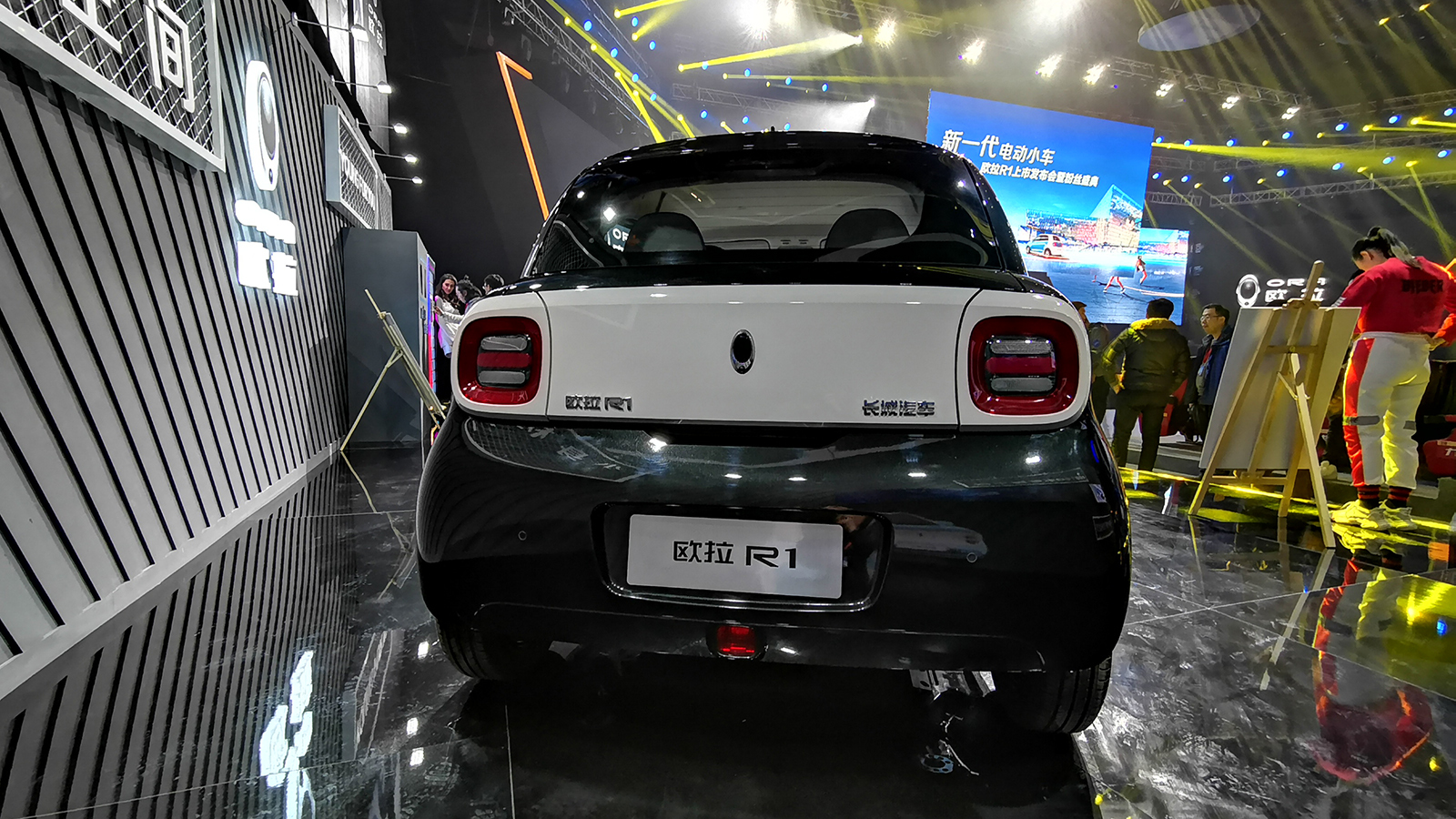 598万起续航351km的城市电动小车欧拉r1