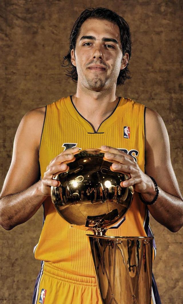 湖人冠军功勋武贾西奇:科比教会我一切,湖人和家族酒庄是梦想