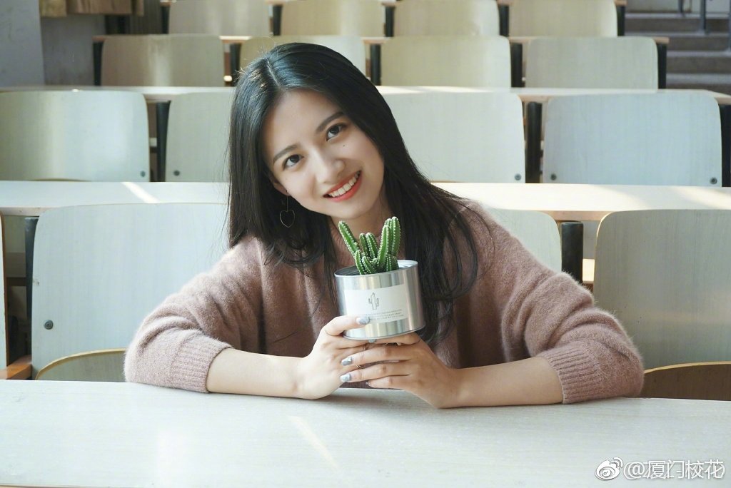 就读于河南师范大学来自河南很有气质的女生你觉得几分呢