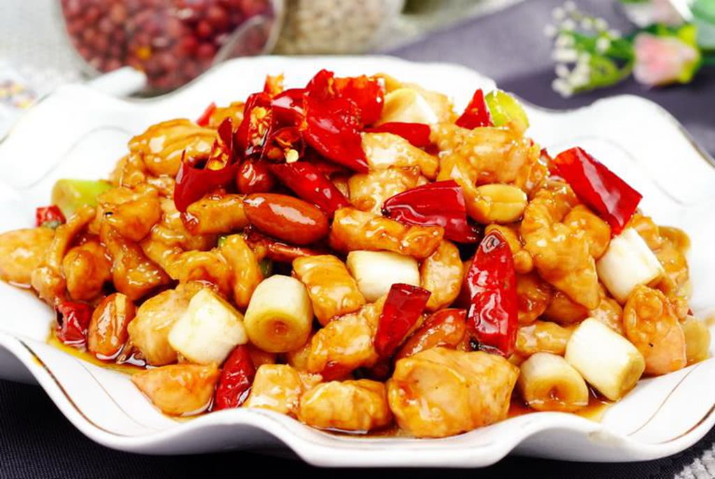 宫爆肉丁口感不好厨师说漏嘴按照这个方法做肉嫩仁脆