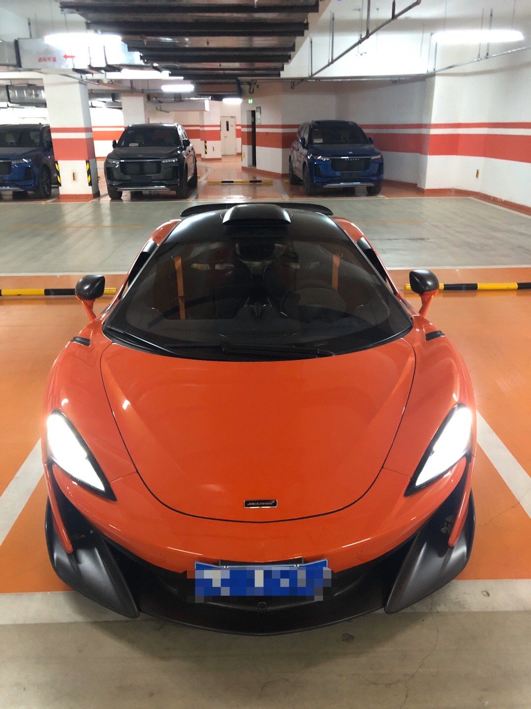 瞧了瞧迈凯伦600LT,迈凯伦家带长尾(LT)名字的