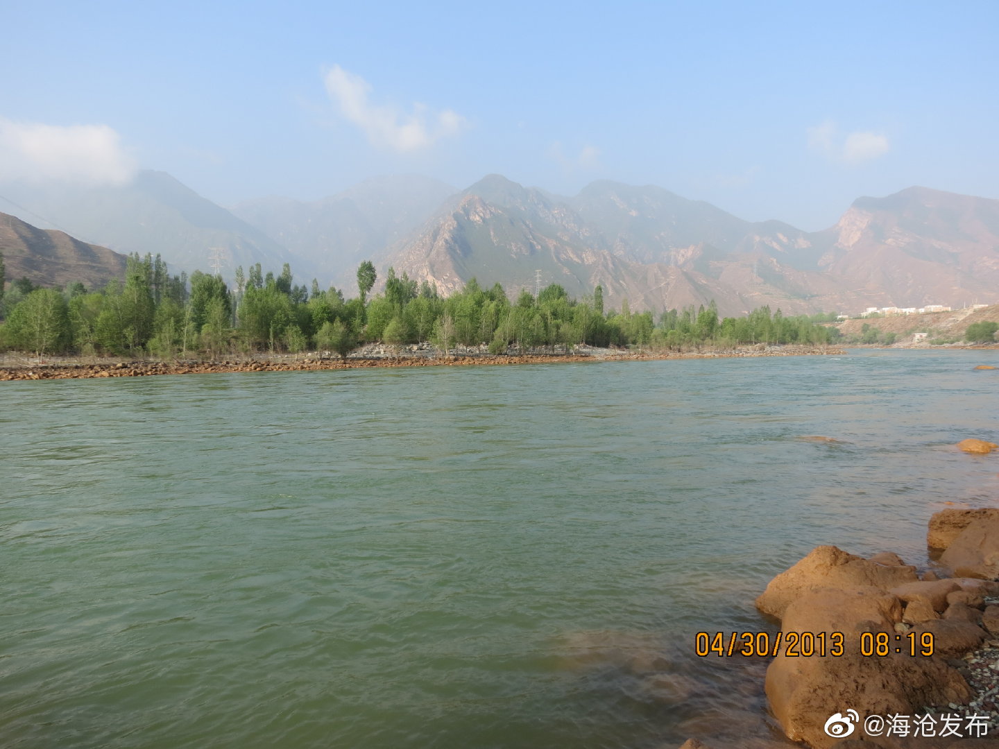 忍不住要跟您介绍一下积石山,来一组美图