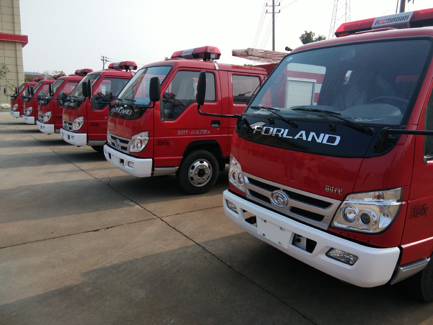 小型消防车 下乡 乡镇政府也有专职消防站 高清图集 新浪网