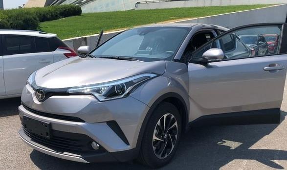 18万提走银色丰田奕泽标配10气囊车主表示安全性很高