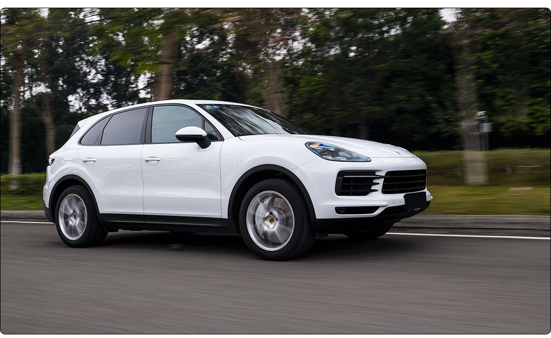 开上这台4米9的suv真的会上瘾,难怪全世界的成功男人都爱