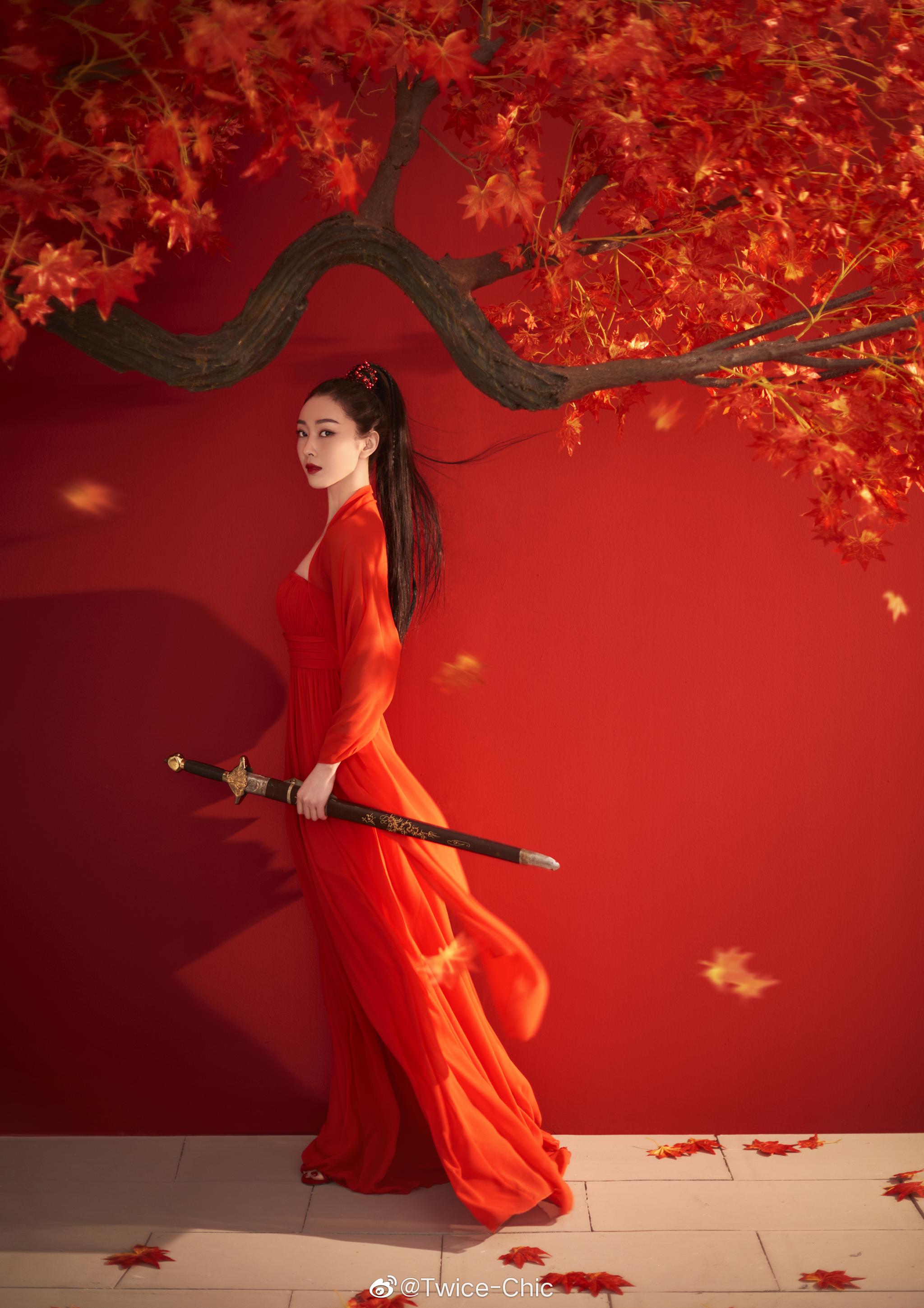 李欢原创-红裤，丰腴（14P）-魅丝社-专注分享美女写真名站摄影图集
