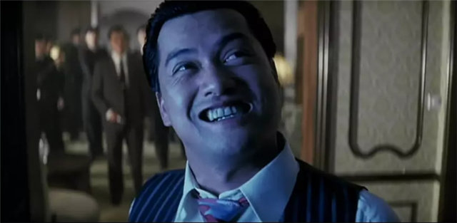 因为前面有《九品芝麻官》《赌神》系列,《鹿鼎记》系列,《倚天屠龙记