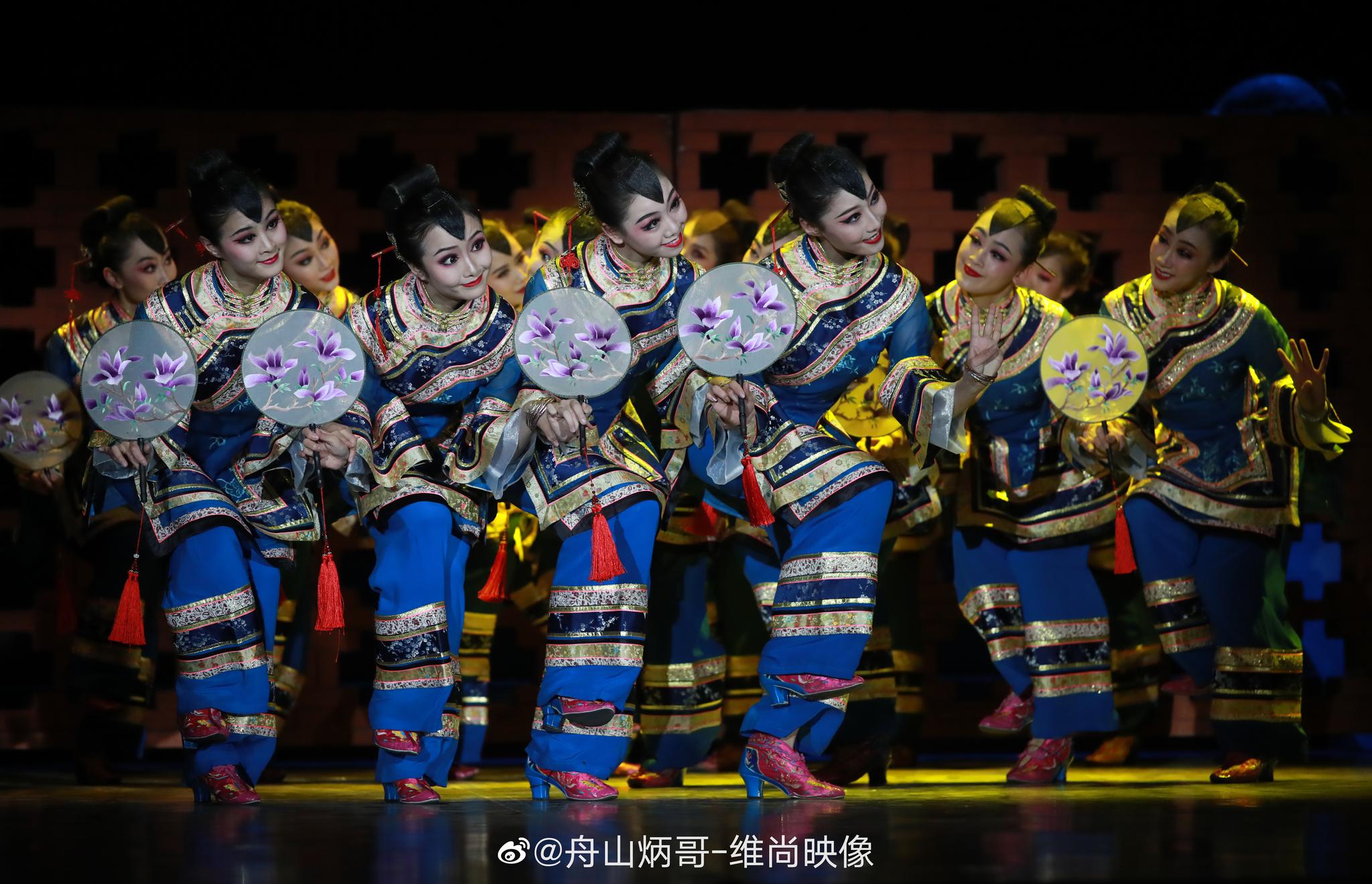 舞剧巜一把酸枣》