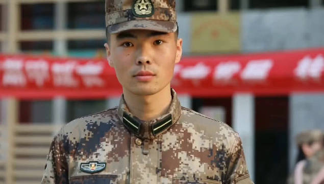 八一献礼