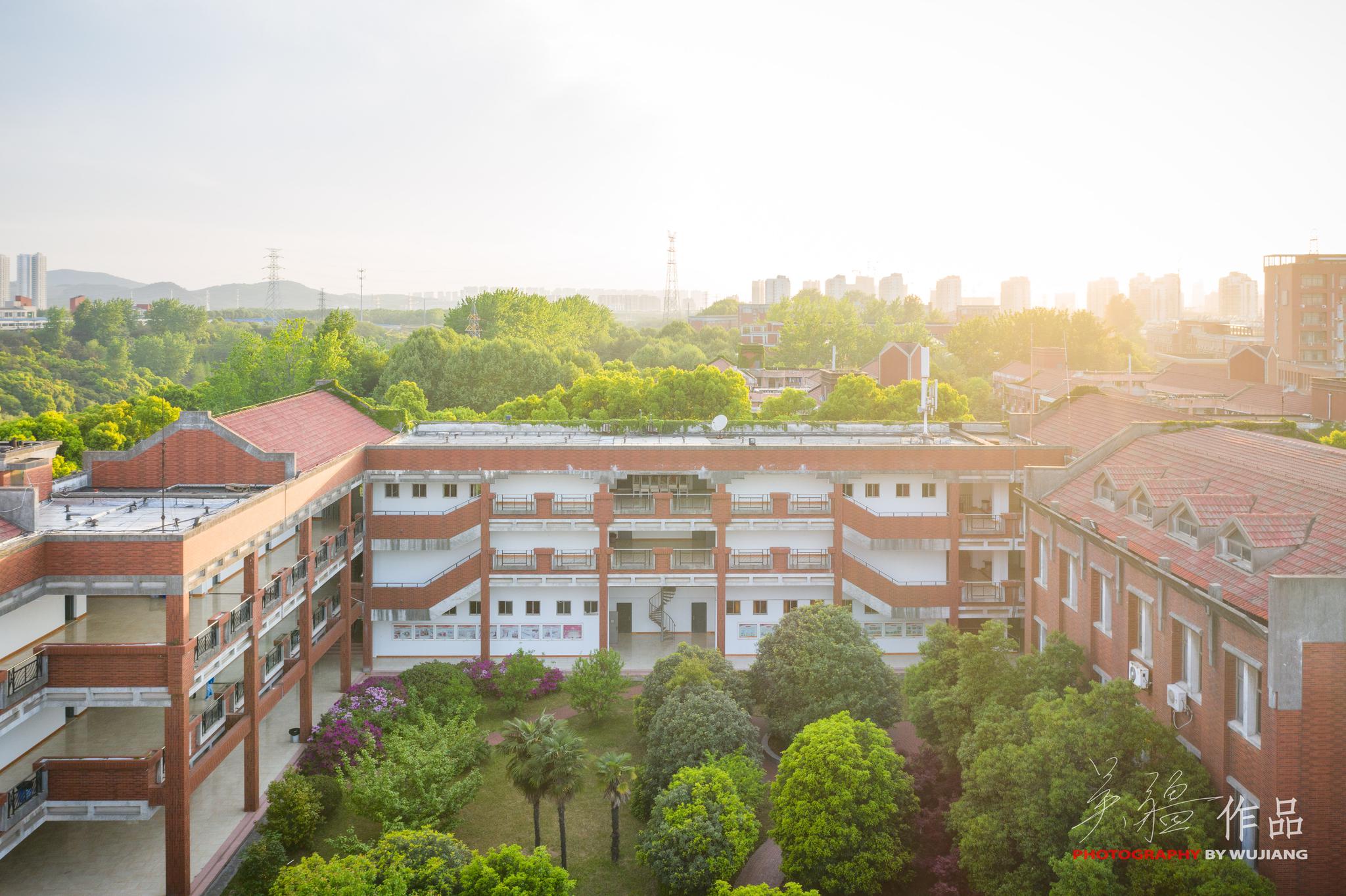 三江学院校园风景图片