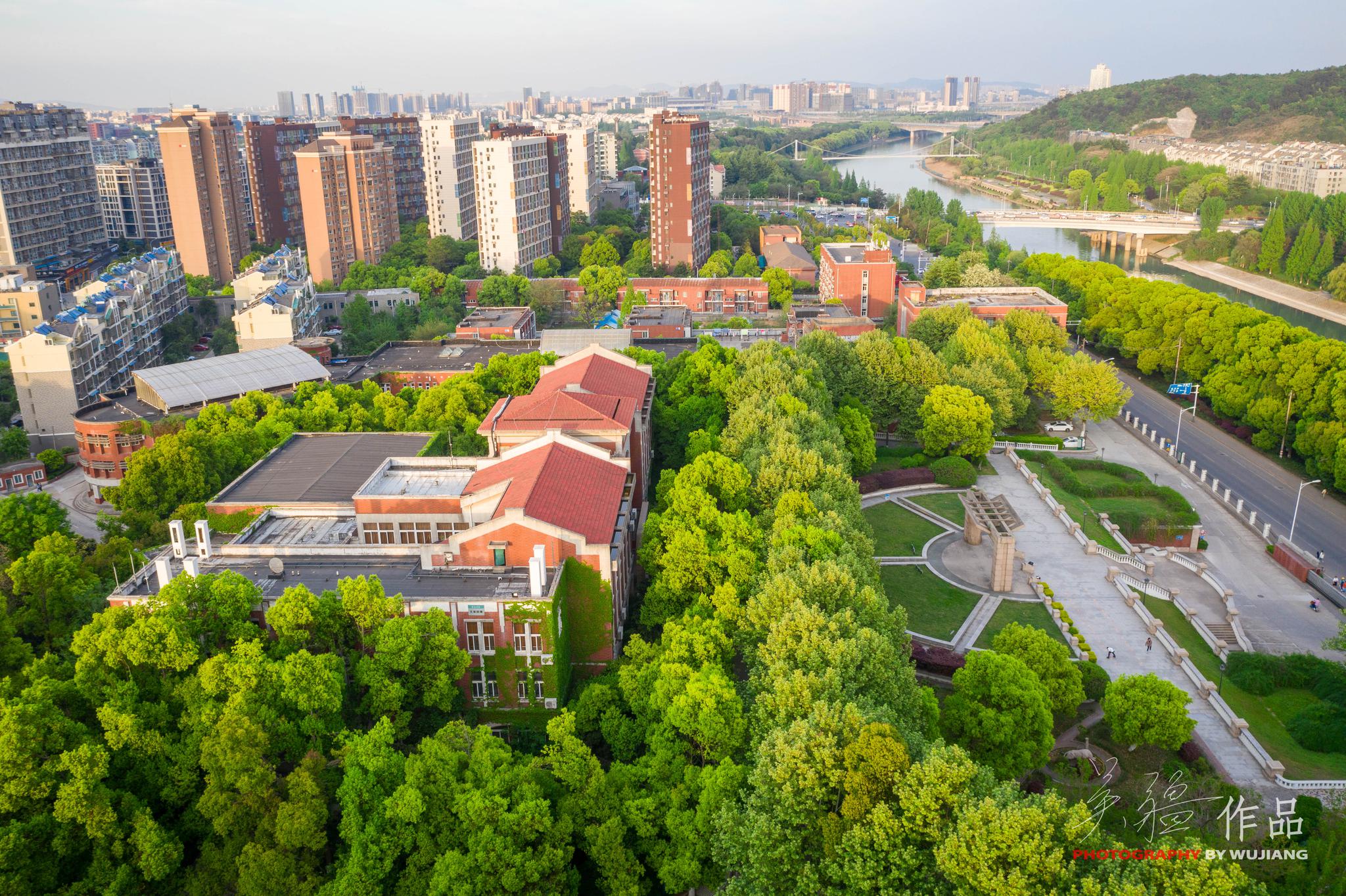 航拍三江,从一教起飞,东南西北的风光都不错@三江学院