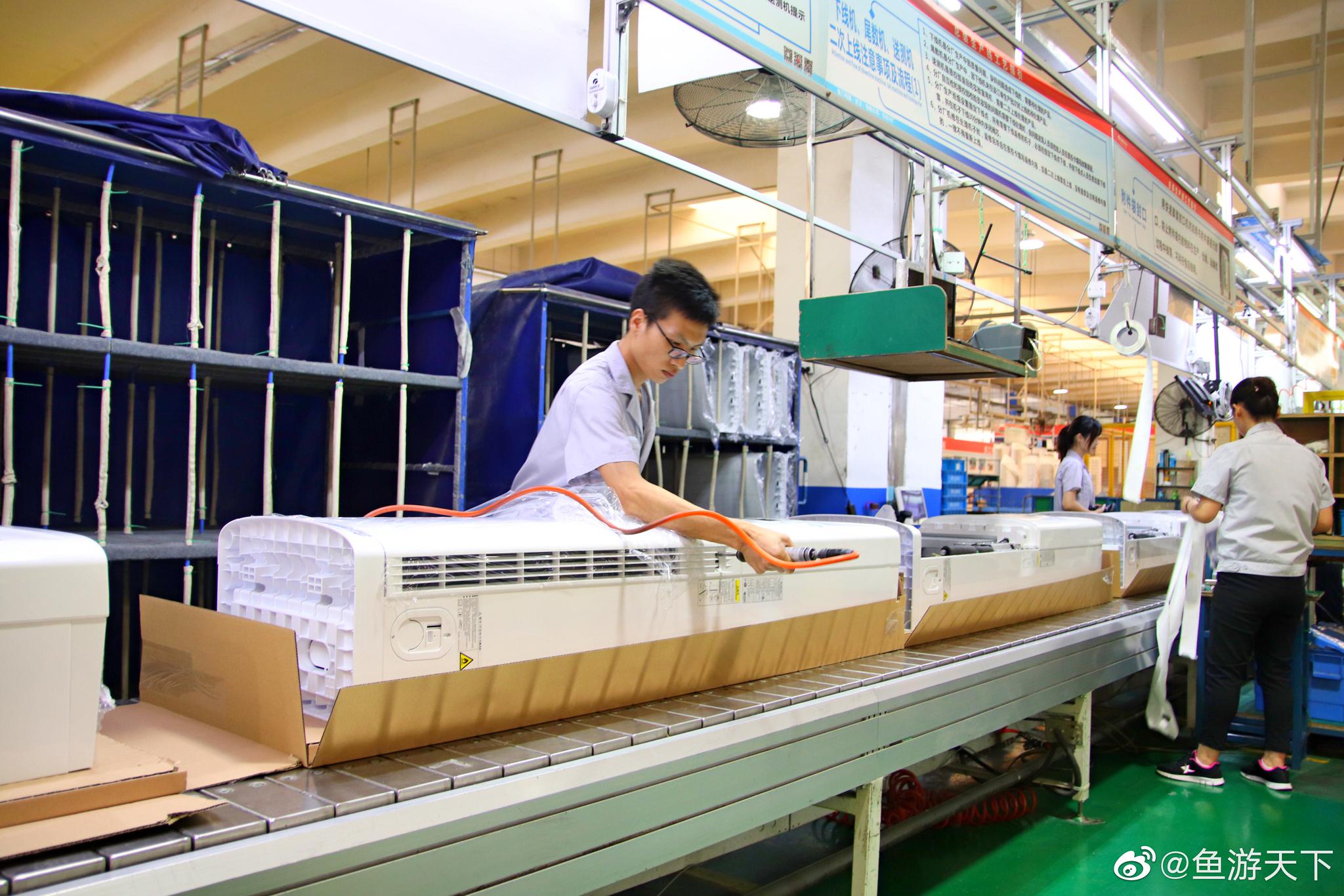 江城名博团一起来到了格力电器(武汉)生产基地