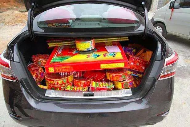 行李厢并不是“百宝箱”，四不放你记住了吗？