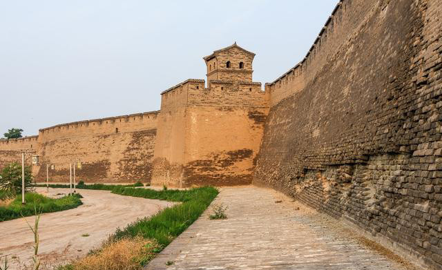 开封城墙乃是全国现存古代城垣中最高城墙,没有之一!