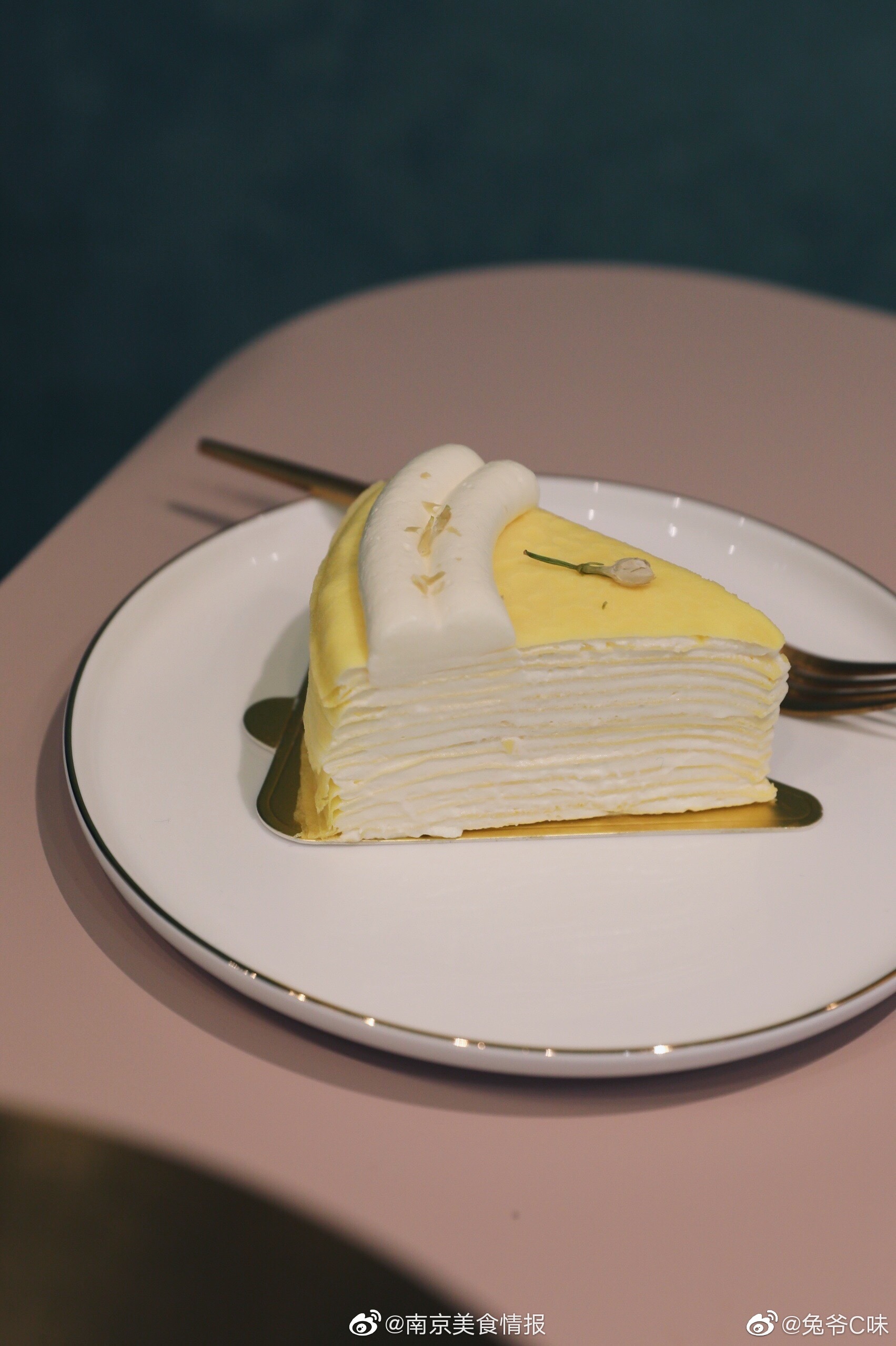 Cr 兔爷c味夫子庙的网红甜饮不辜负的下午时光 Migicoco谧